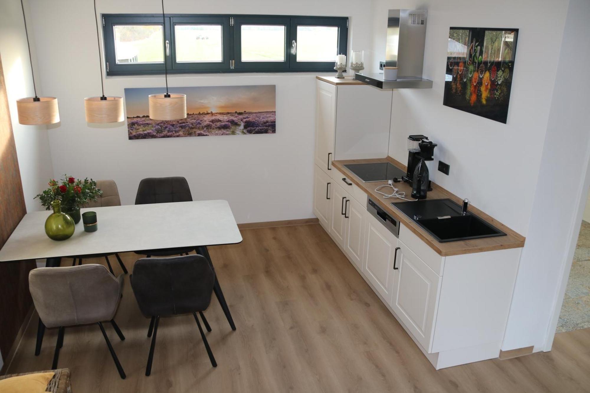 Moderne Barrierefreie Wohnung Auf Dem Land Bei Neuruppin Lichtenberg  Luaran gambar